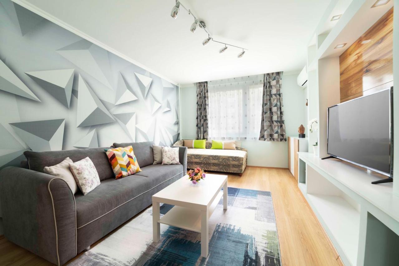 Comfort 66 - Real-Life 3-Room Family Stay With 4 Beds Miskolc Eksteriør bilde